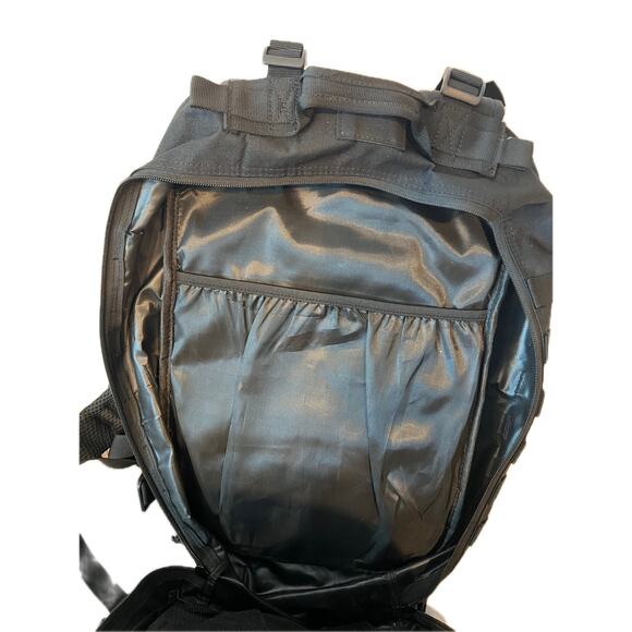 Generic Black Tactical Backpack - Picture 4 of 5